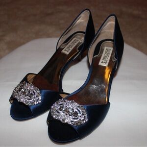 Badgley Mischka Blue Kitten Heel Evening Pumps Sz 7.5